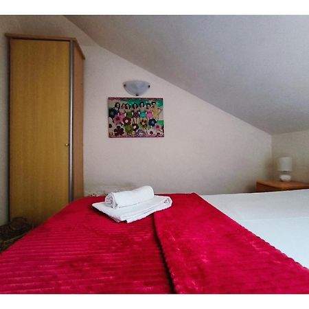 Apartments Senko Trpanj Eksteriør bilde