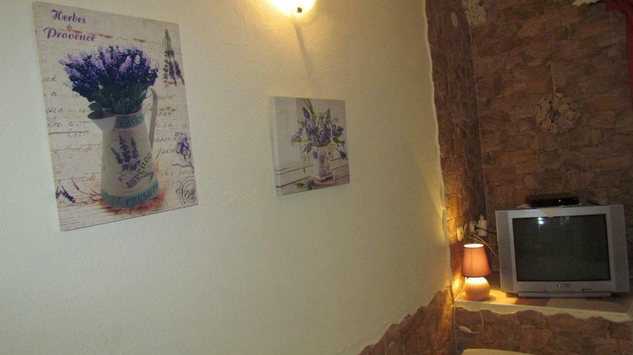 Apartments Senko Trpanj Eksteriør bilde